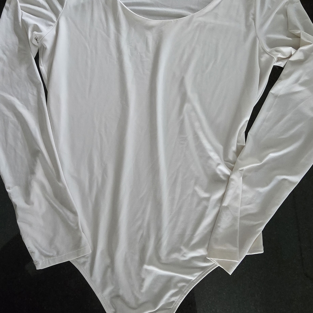 Express Classic White Long Sleeve Bodysuit